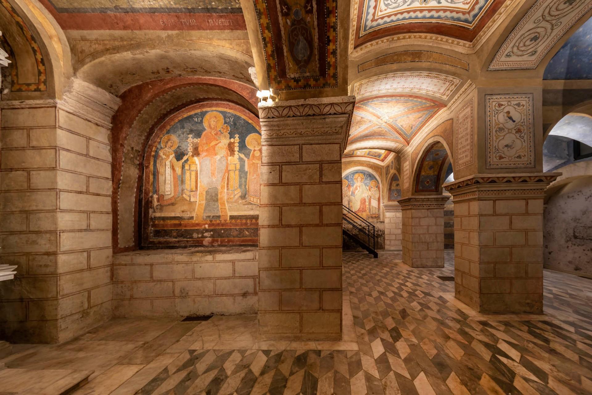 Sant'Agnese in Agone, Cripta